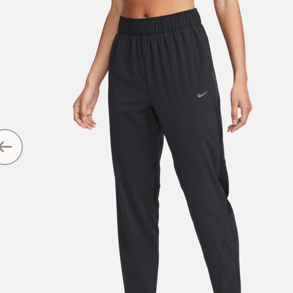 Nike Fast Mid-Rise 7/8 Pants - Women's
